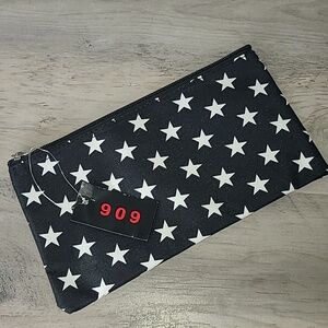 909 Zippered Accesory Pouch